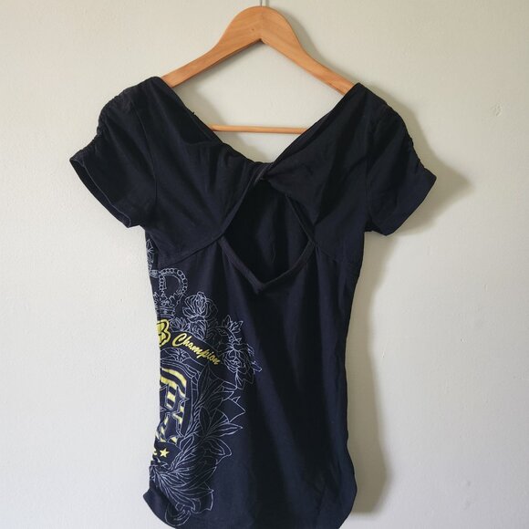 Cut out back fox shirt - Picture 2 of 4